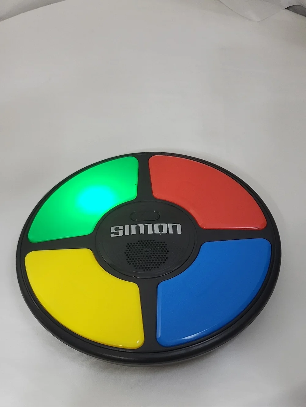 Hasbro Simon Handheld Electronic Memory Game